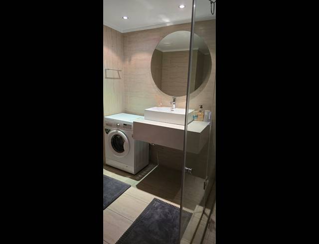 2 BEDROOM APARTMENT TO LET IN CAPE TOWN CITY CENTRE